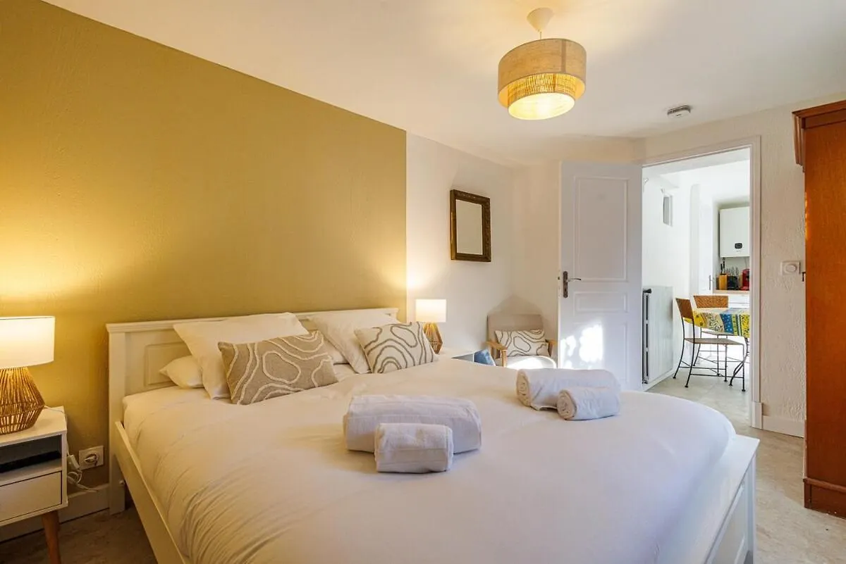 La Petite Marjolaine Pretty Garden Level In Vence Apartment