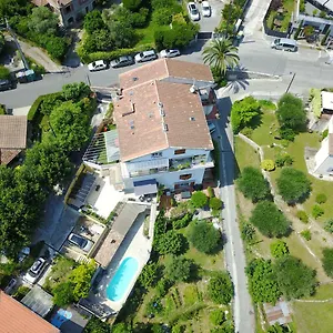Soleillas Apartment